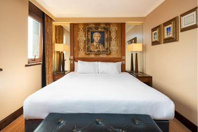 the queen at chester hotel