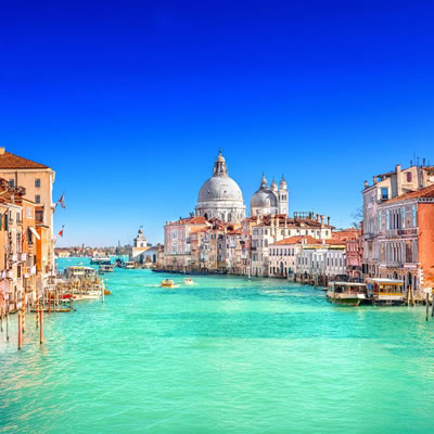 family-traveller-venice-lagoon-cruise-fu