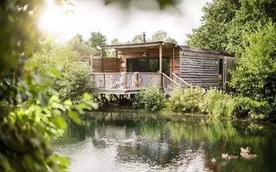 bainland lodge retreats, woodhall spa